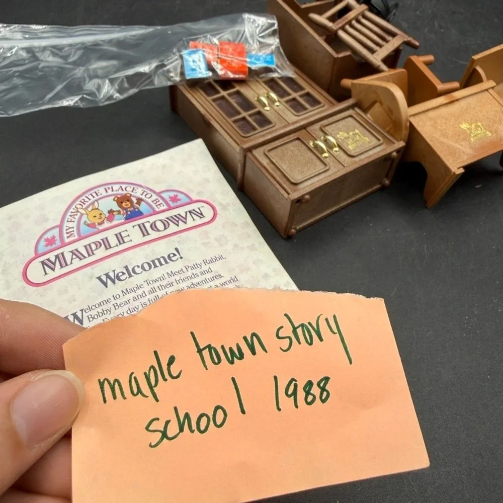 Vintage Tomy Calico Critters Sylvanian Families Playground Set Red Tan